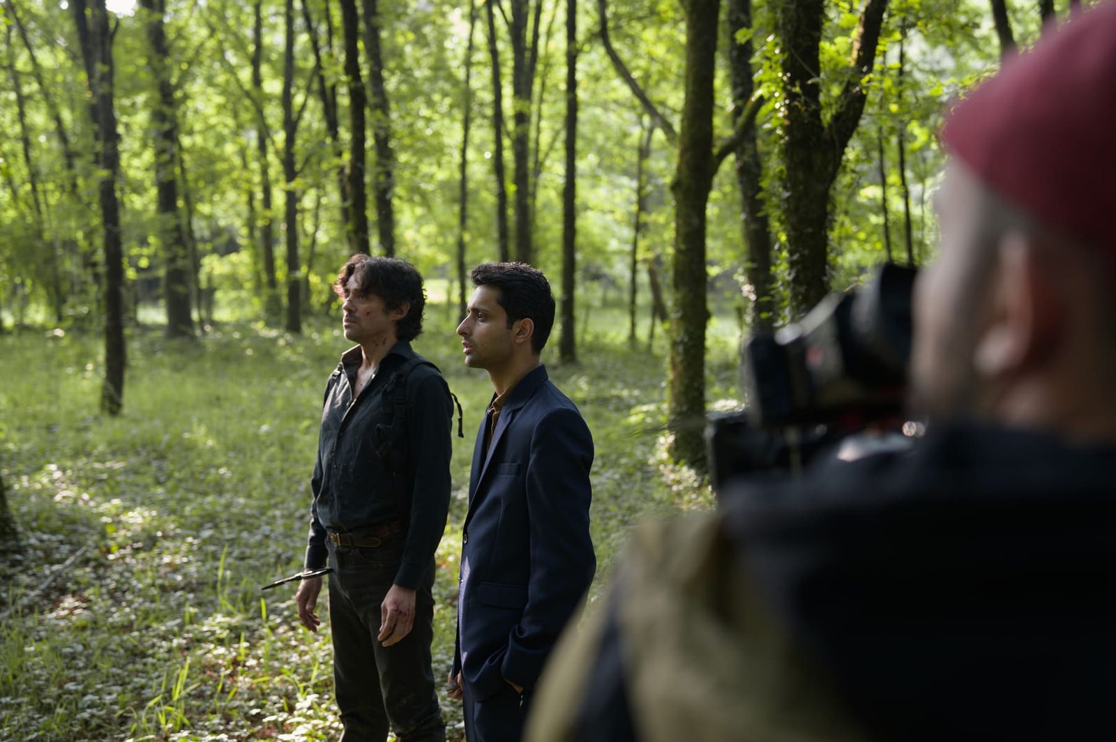 Tournage en extérieur avec deux acteurs